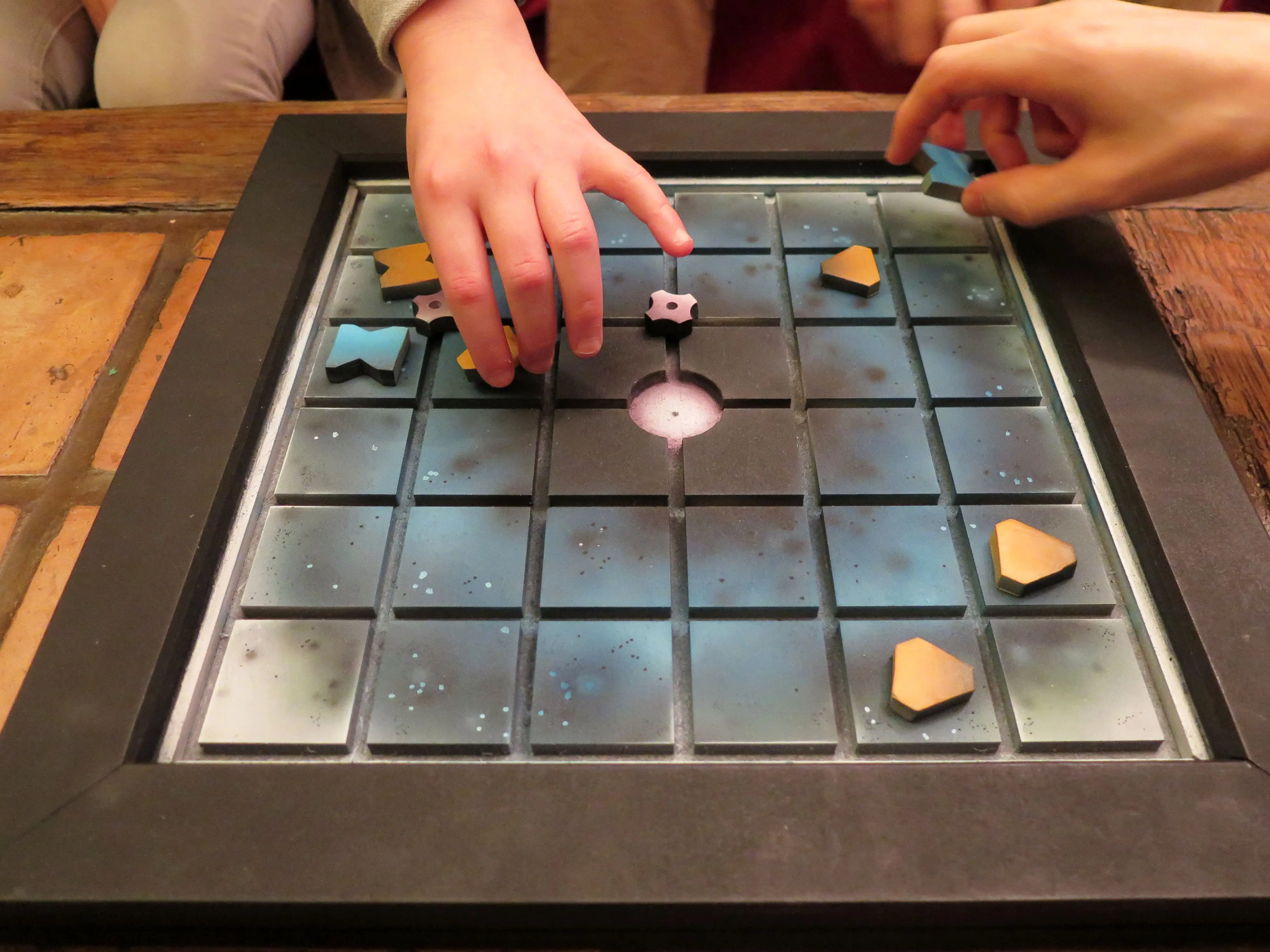 image of the board game Quantum